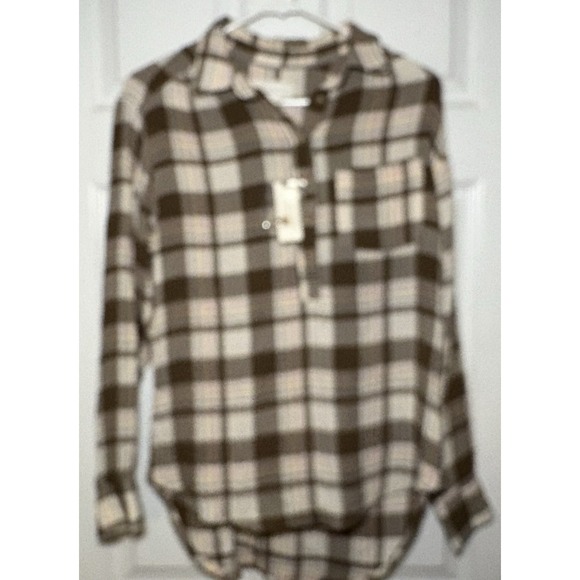 Anthropologie Tops - M - anthropologie The Hadley Relaxed Buttondown Shirt by Pilcro: Plaid Edition